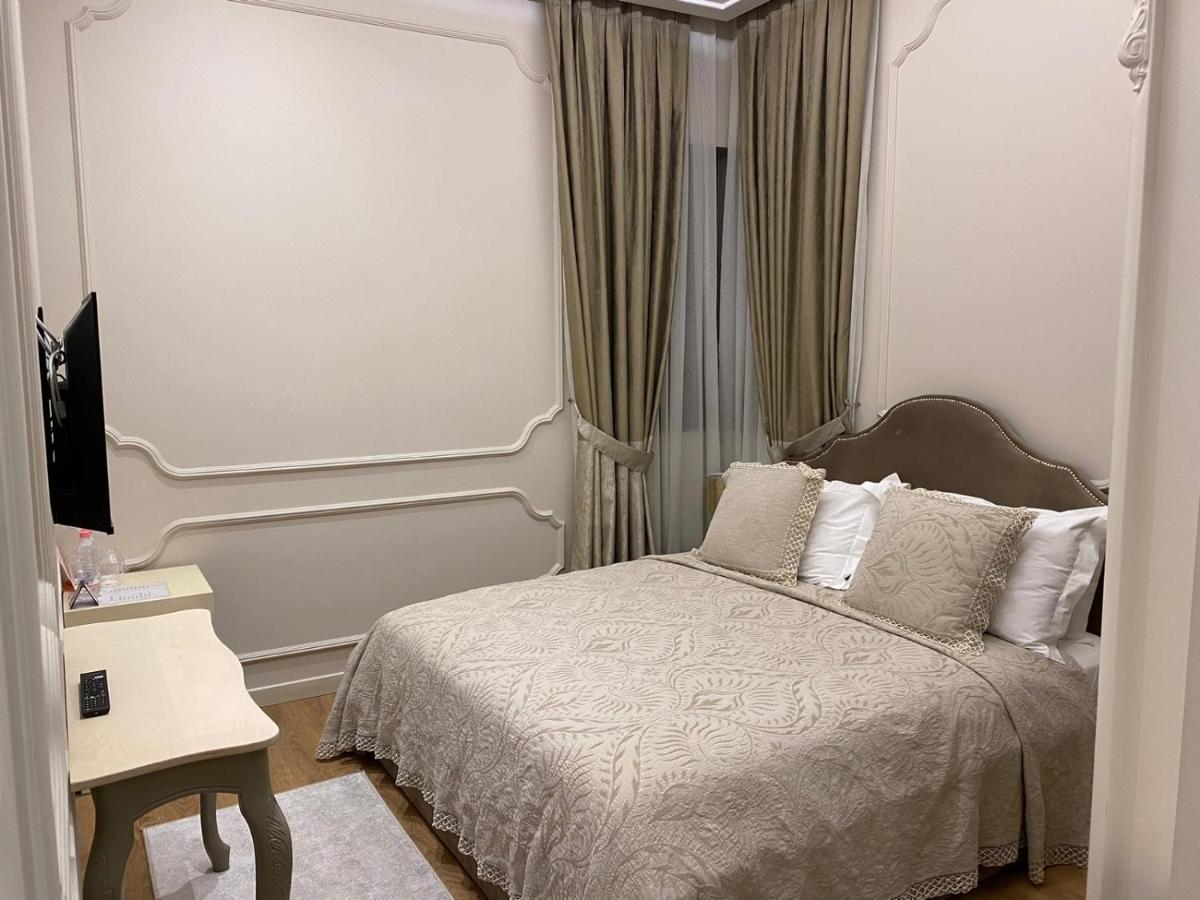 Hotel Boutique Vila 135 Tirana Exterior photo